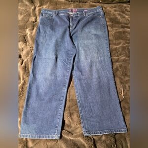 NWOT Womens Classic Blue Jeans